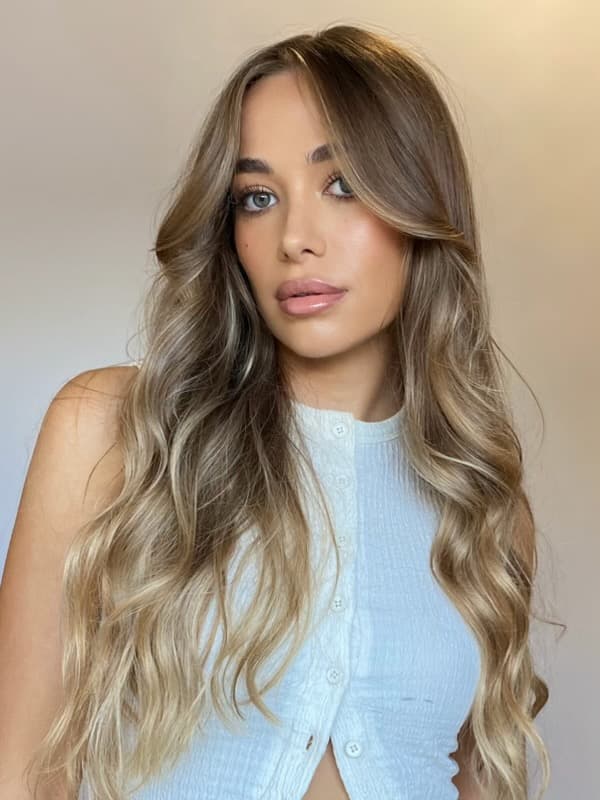 Tiahni Housley Makeup Artist